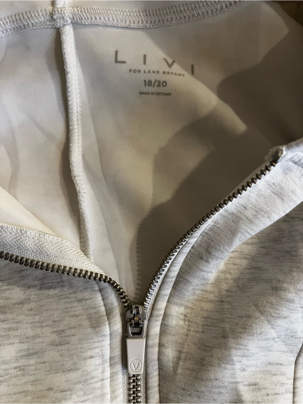 Livi Active Women's Light Gray Zip Hoodie